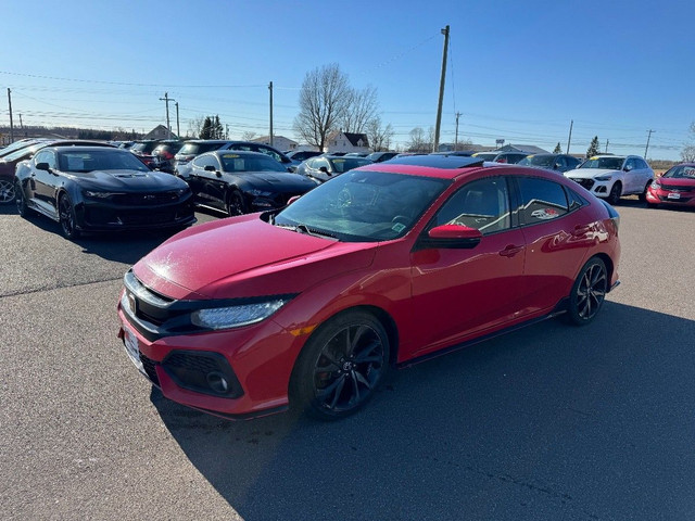 2017 Honda CIVIC HATCHBACK SPORT TOURING $112 Weekly Tax in in Cars & Trucks in Summerside - Image 3