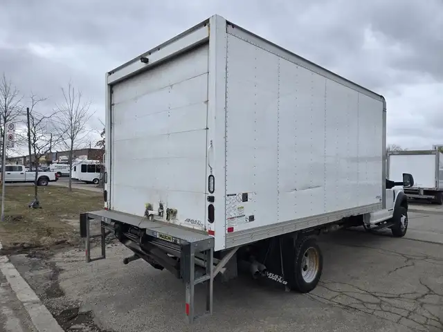 2019 Ford F-550 F-550 - Diesel - Lift Gate in Cars & Trucks in City of Toronto - Image 7
