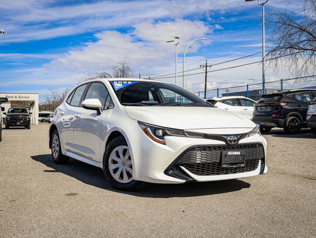  2022 Toyota Corolla Hatchback CVT Hatchback in Cars & Trucks in Kelowna - Image 2