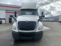 Ryder Stock ID: 239947 Transmission Type/Speed: Auto 13 Engine: DIESEL X15 GHG'17 450/1800 Horse Pow... (image 1)