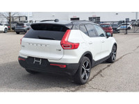 2021 Volvo XC40 R-Design One Owner | No Accidents | One Owner | No Accidents | Carplay | Panoramic S... (image 7)