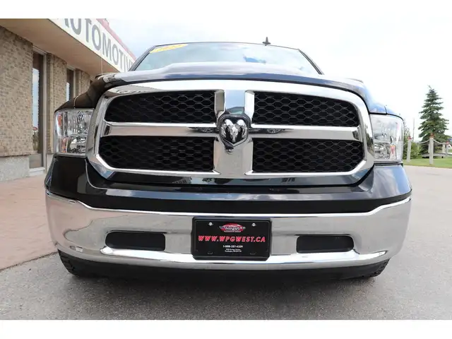 2022 Ram 1500 Classic SLT LUXURY EDITION CREW 4X4, LOADED/LEATHE in Cars & Trucks in Winnipeg - Image 28