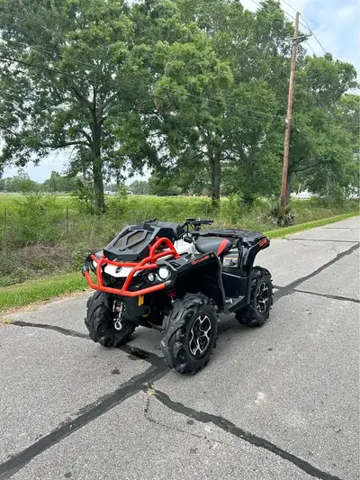 APPLY NOW: https://www.ridecollective.ca/get-pre-approved The 2017 Can-Am Outlander X MR 650 is a mu...