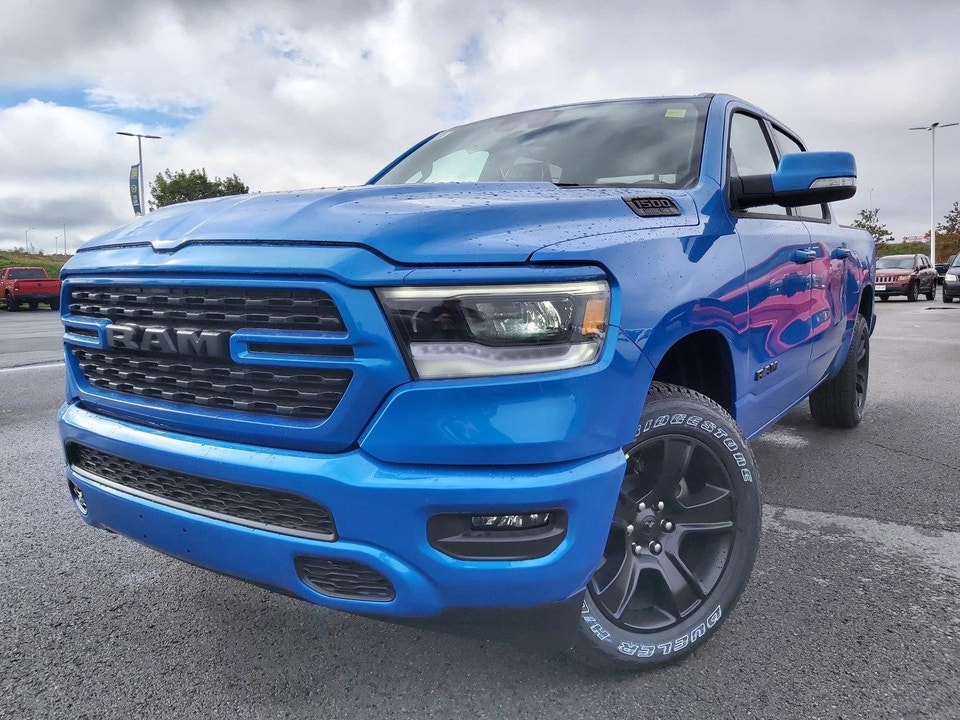 2022 Ram 1500 SPORT