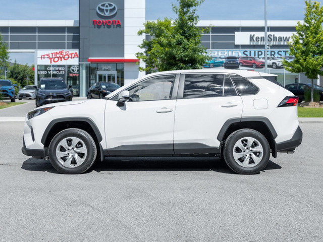 2023 Toyota RAV4 LE HEATED SEATS / BACK UP CAMERA / APPLE CAR... in Cars & Trucks in City of Toronto - Image 4