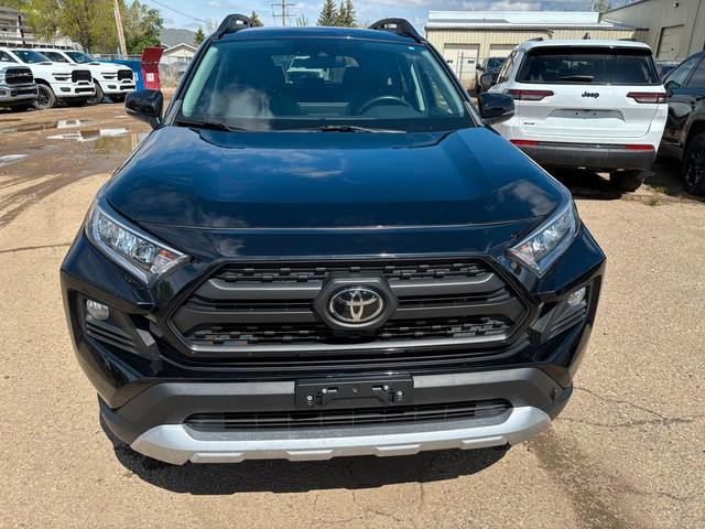 2019 Toyota RAV4 TRAIL AWD | HEATED SEATS | HEATED STEERING WHEE in Cars & Trucks in Moose Jaw - Image 2