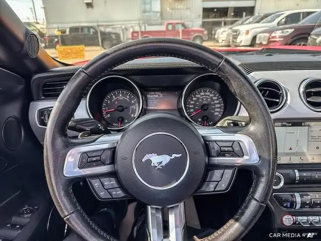 2016 Ford Mustang GT Premium dans Autos et camions dans Ville d’Edmonton - Image 16