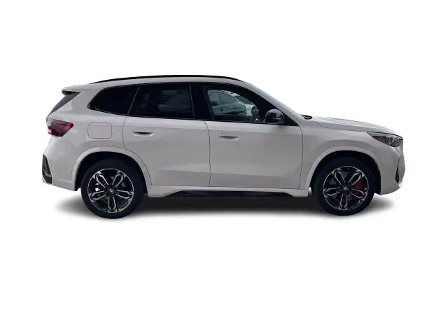 2025 BMW X1 XDrive28i in Cars & Trucks in Laval / North Shore - Image 14
