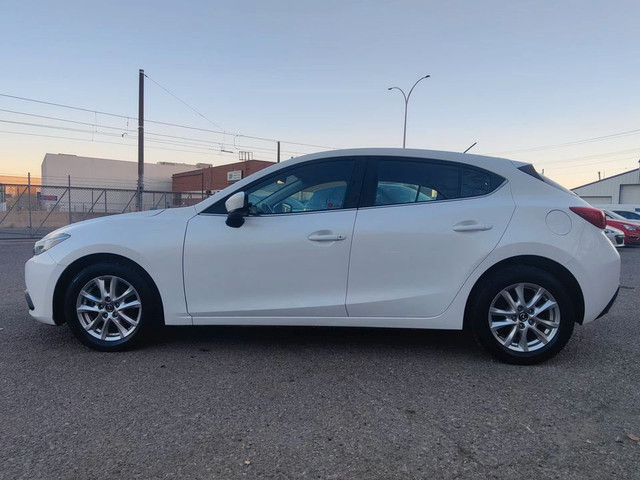 2016 Mazda Mazda3 Touring in Cars & Trucks in Calgary - Image 2