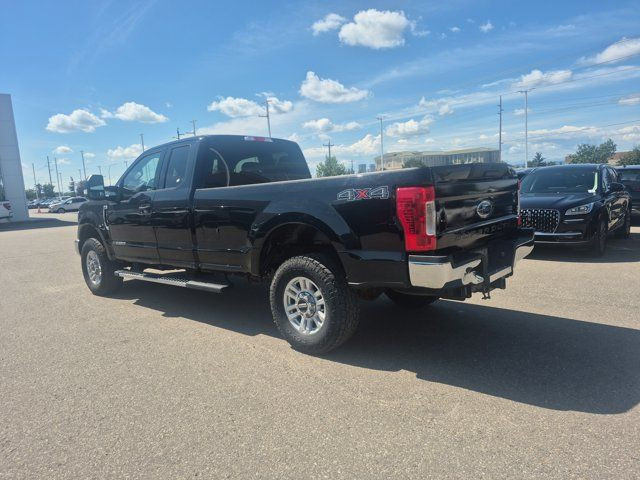 2019 Ford Super Duty F-250 SRW in Cars & Trucks in Calgary - Image 3