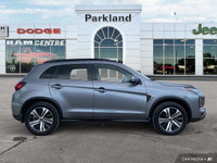 This Mitsubishi RVR delivers a Regular Unleaded I-4 2.4 L/144 engine powering this Variable transmis... (image 5)