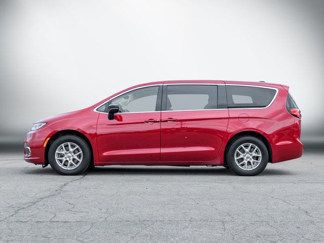 2024 Chrysler Pacifica Touring-L | Clean Carfax | Alloy Wheels in Cars & Trucks in Hamilton - Image 3