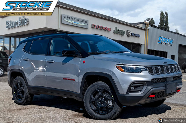 2023 Jeep Compass Trailhawk - Park Assist in Cars & Trucks in Kitchener / Waterloo