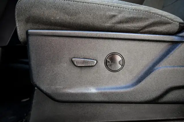 2023 Ford F-150 XLT • NAV • PARK ASSIST • POWER SEAT • BEDLINER in Cars & Trucks in Ottawa - Image 25