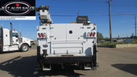 2017 FORD F-550 XLT SERVICE TRUCK WITH CRANE & COMPRESSOR NEW ARRIVAL... Amvic Licenced... - REG CAB... (image 6)