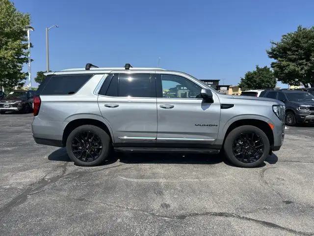 2023 GMC Yukon SLT63373389587841123