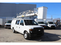1 SEUL PROPRIO / 92.000 KM CERTIFIÉ / GARANTIE 1 ANS / 2014 FORD E350 CARGO ALLONGÉ AVEC NACELLE TTS... (image 4)
