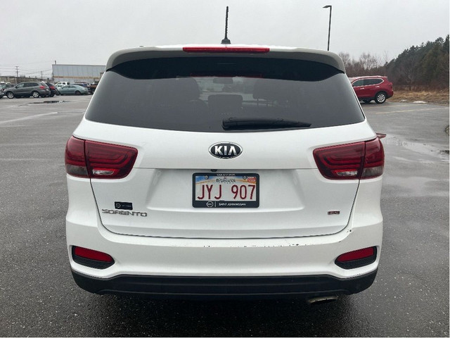  2020 Kia Sorento LX+/Wireless Charging/Heated Seats&Steering Wh in Cars & Trucks in Saint John - Image 4