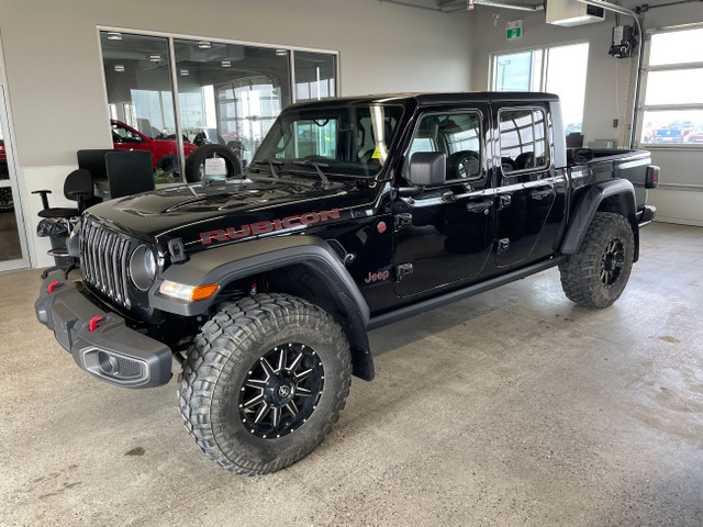 2020 Jeep Gladiator Rubicon SINGLE TOP PACKAGE | TONNEAU COVE... in Cars & Trucks in Lethbridge - Image 2