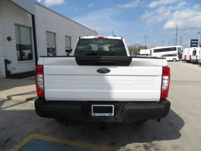 2022 Ford F-250 4X4 CREW CAB WITH 8 FT LONG BOX in Cars & Trucks in Oakville / Halton Region - Image 4
