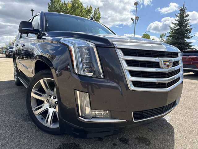 2016 Cadillac Escalade Luxury Collection | LOADED | 22 INCH RIMS in Cars & Trucks in Edmonton - Image 2