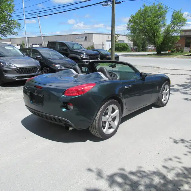 2006 Pontiac Solstice in Cars & Trucks in Dartmouth - Image 8