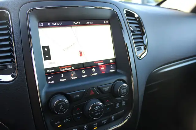 2019 Dodge Durango in Cars & Trucks in Oakville / Halton Region - Image 13