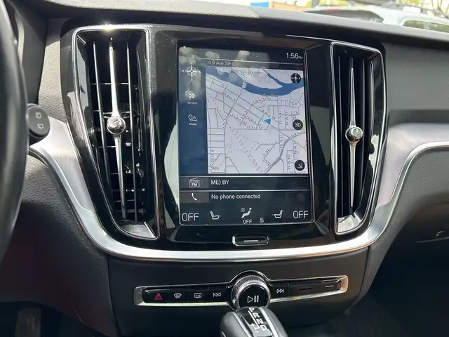 2019 Volvo V60 Cross Country Momentum in Cars & Trucks in Calgary - Image 21