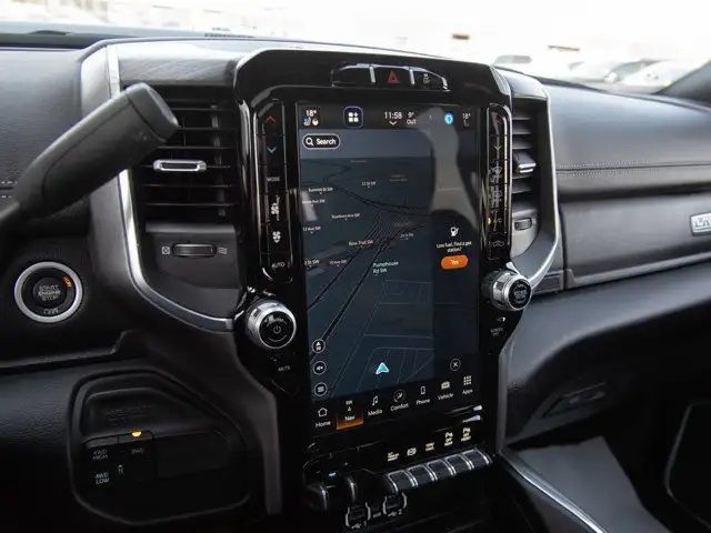 2024 Ram 3500 Laramie in Cars & Trucks in Calgary - Image 20