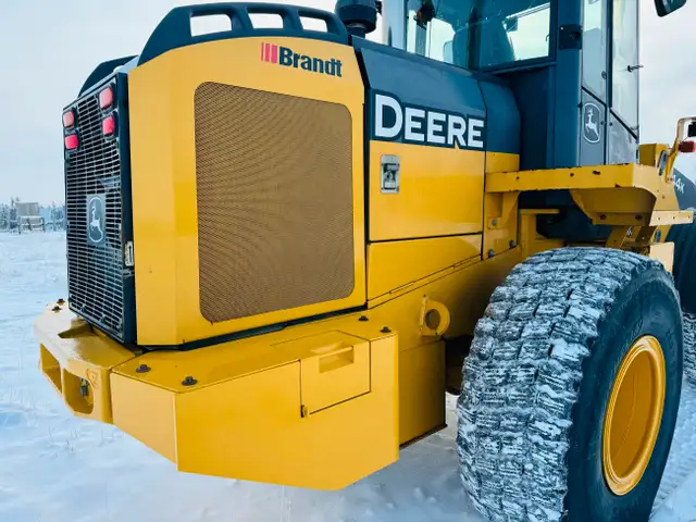 DEERE 544K WHEEL LOADER  dans Équipement lourd dans Calgary - Image 13