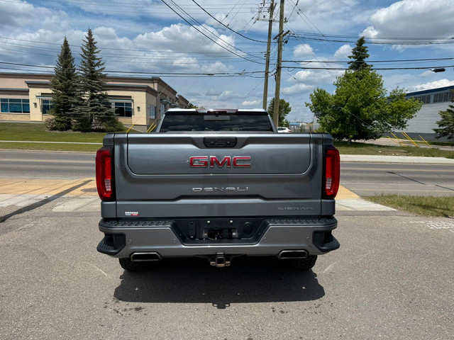 2019 GMC Sierra 1500 Denali 6.2L V8 4WD Technology & Tow Package in Cars & Trucks in Calgary - Image 3