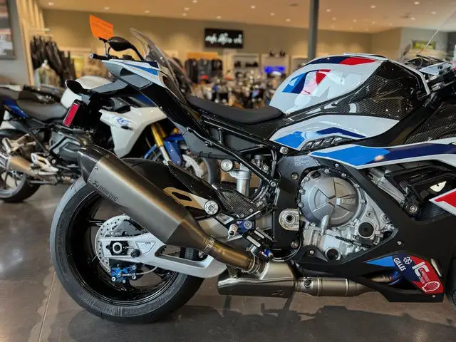 2021 BMW M 1000 RR M RR In Light White/M Motorsport in Street, Cruisers & Choppers in London - Image 11