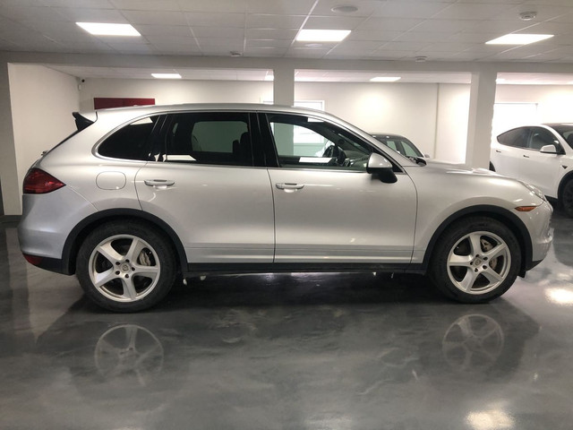 2011 Porsche Cayenne S in Cars & Trucks in Calgary - Image 4