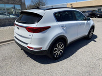 2018 Kia Sportage EX Premium AWD - New tiers and brakes - Panoramic roof - Touch screen - Keyless en... (image 2)