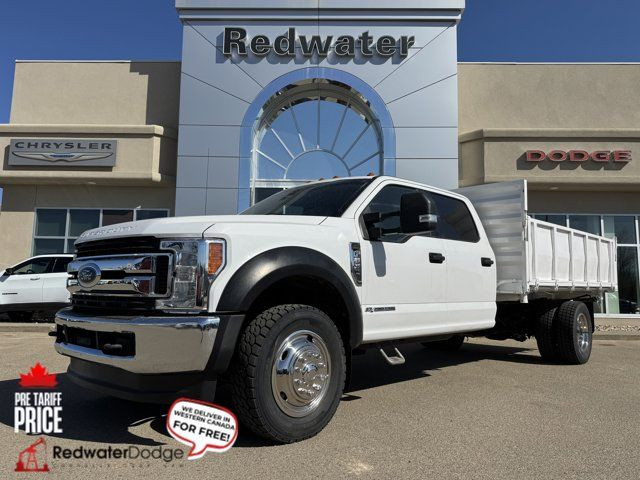 2019 Ford Super Duty F-550 DRW Crew Cab Chassis-Cab 4WD | Turbo in Cars & Trucks in Edmonton