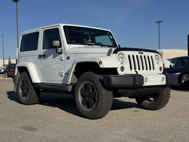 2012 Jeep Wrangler Altitude | 4WD | 2 Door Option in Cars & Trucks in Grande Prairie - Image 4