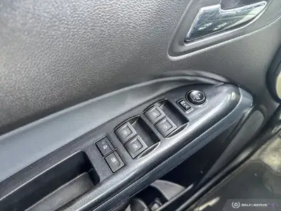 2021 Chevrolet Colorado 4WD Z71 | V6 | CREW CAB | HEATED SEATS, View more