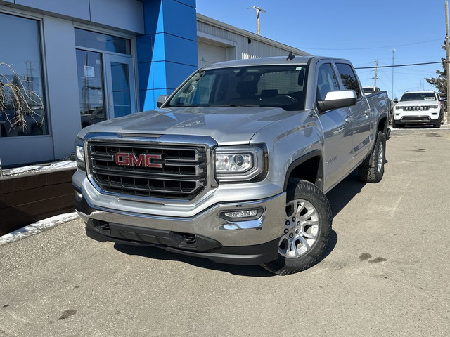 2017 GMC Sierra 1500 SLE in Cars & Trucks in Nipawin