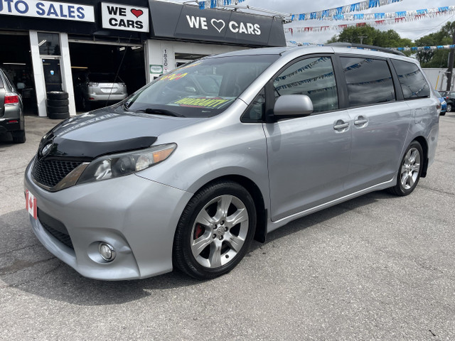 2012 Toyota Sienna SE BT REV CAM PWR HEAT SEATS SUNROOF..PERFECT in Cars & Trucks in City of Toronto - Image 4
