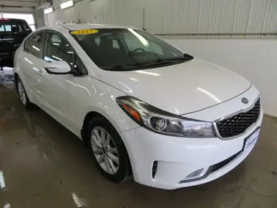 2017 Kia Forte 2.0L EX 2 Sets of Tires, Heated Front Seats, R...