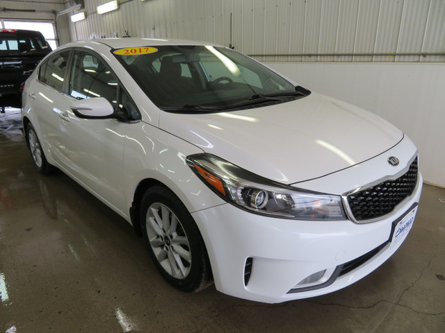 2017 Kia Forte 2.0L EX 2 Sets of Tires, Heated Front Seats, R... in Cars & Trucks in Brandon - Image 2