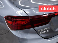 NO ACCIDENTS / CLEAN CARFAX / Climate Control, Auxiliary Audio Input, Bluetooth Music and more! Clut... (image 9)