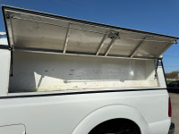 2015 Ford Super Duty F-350 SRW 4x4 8ft Box, Box Cap Crewcab with 6.2L V8 engine, new tires, tilt ste... (image 8)