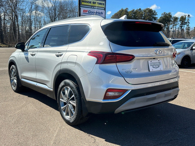 2019 Hyundai Santa Fe 2.0T Luxury AWD - Sunroof - $192 B/W in Cars & Trucks in Moncton - Image 3