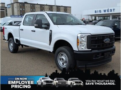 2025 Ford F-350 XL w/400W OUTLET, UPFIT SWITCHES & HD SUSPENSION in Cars & Trucks in Edmonton