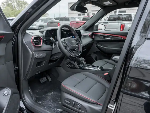 2025 Chevrolet TrailBlazer RS AWD- Panoramic Sunroof | Hands-Fre in Cars & Trucks in Markham / York Region - Image 13