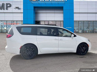 Saskatoon Motor Products - Recent Arrival! 2022 Chrysler Pacifica Touring-L - Certified. Certificati... (image 6)