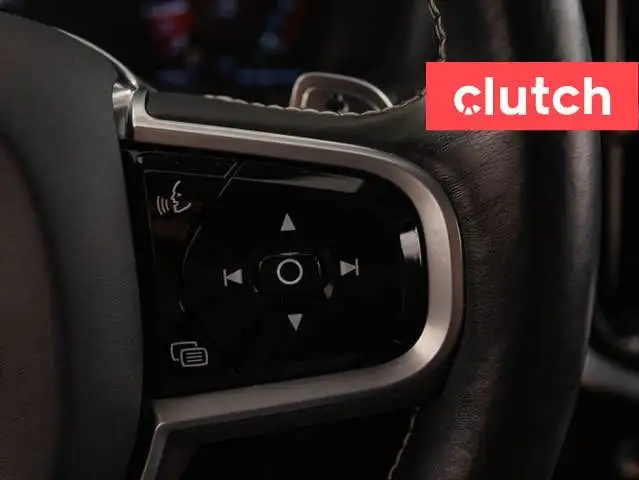 2020 Volvo S60 T6 AWD R-Design w/ Apple CarPlay & Android Auto,  dans Autos et camions dans Ottawa - Image 28