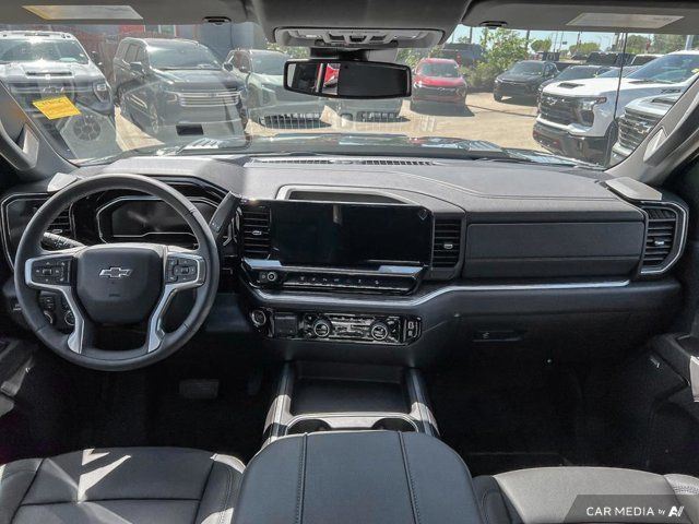 2025 Chevrolet Silverado 3500HD LTZ 4WD Crew Cab in Cars & Trucks in Strathcona County - Image 4