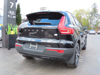 XC40 RECHARGE PURE ELECTRIC ULTIMATE 100% CANADIAN VEHICLE Visit Our Website @ EliteLuxuryMotors.ca... (image 9)